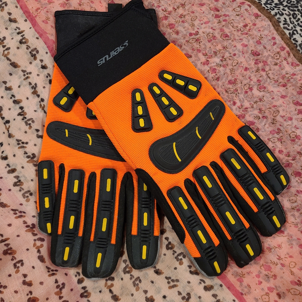 *Seirus* Work Gloves